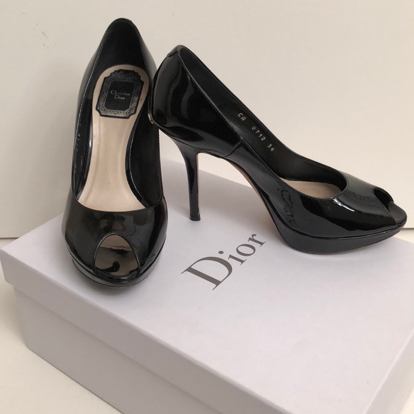 black patent peep toe pumps